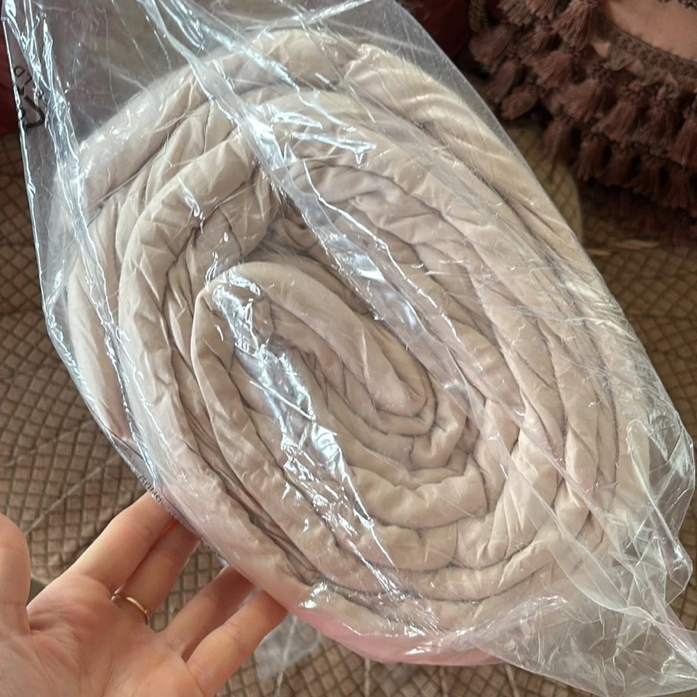 Brand New Bedsure GentleSoft Down Alternative Comforter Queen Beige